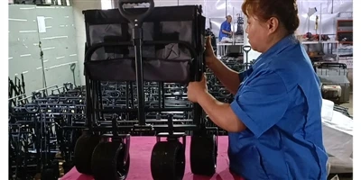 Amerika mijozi uchun katlanadigan vagon